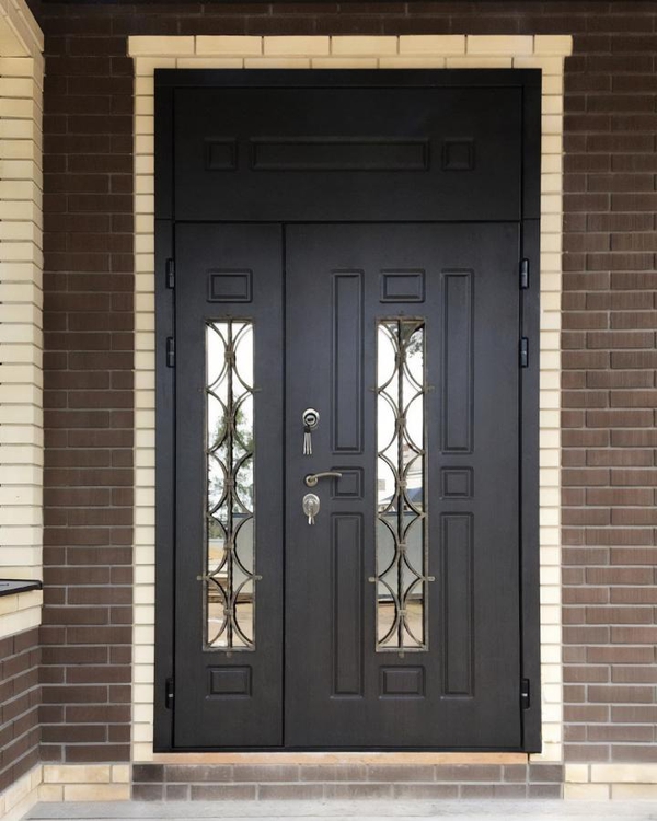 С глухой вставкой С глухой вставкой