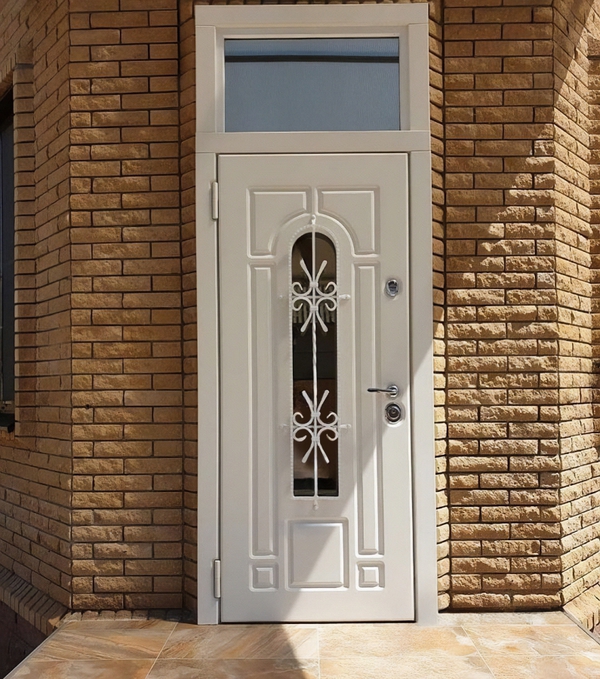 Белая с фрамугой Белая с фрамугой