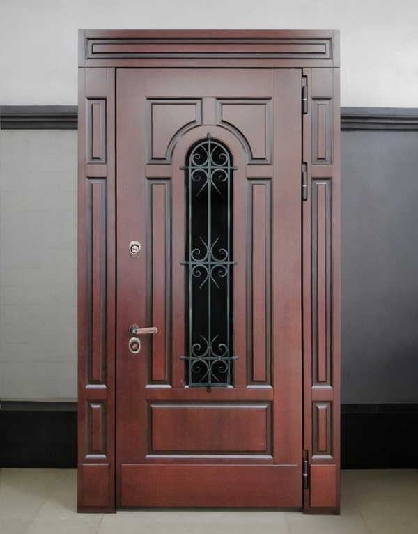 С широкими наличниками С широкими наличниками