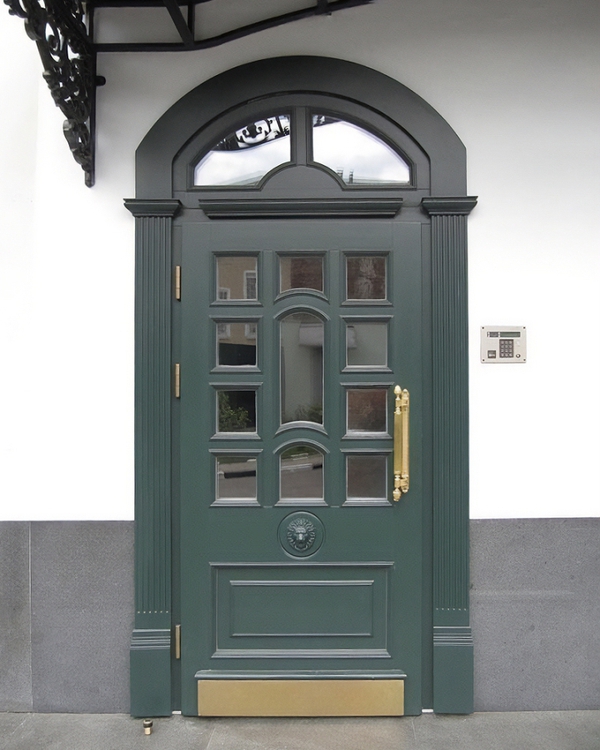 Темно-зеленая дверь Темно-зеленая дверь