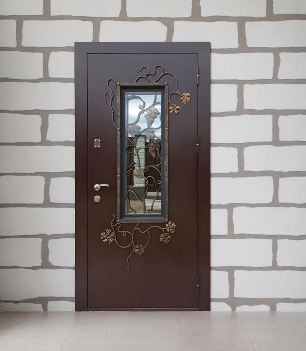 Порошковая дверь с ковкой Порошковая дверь с ковкой